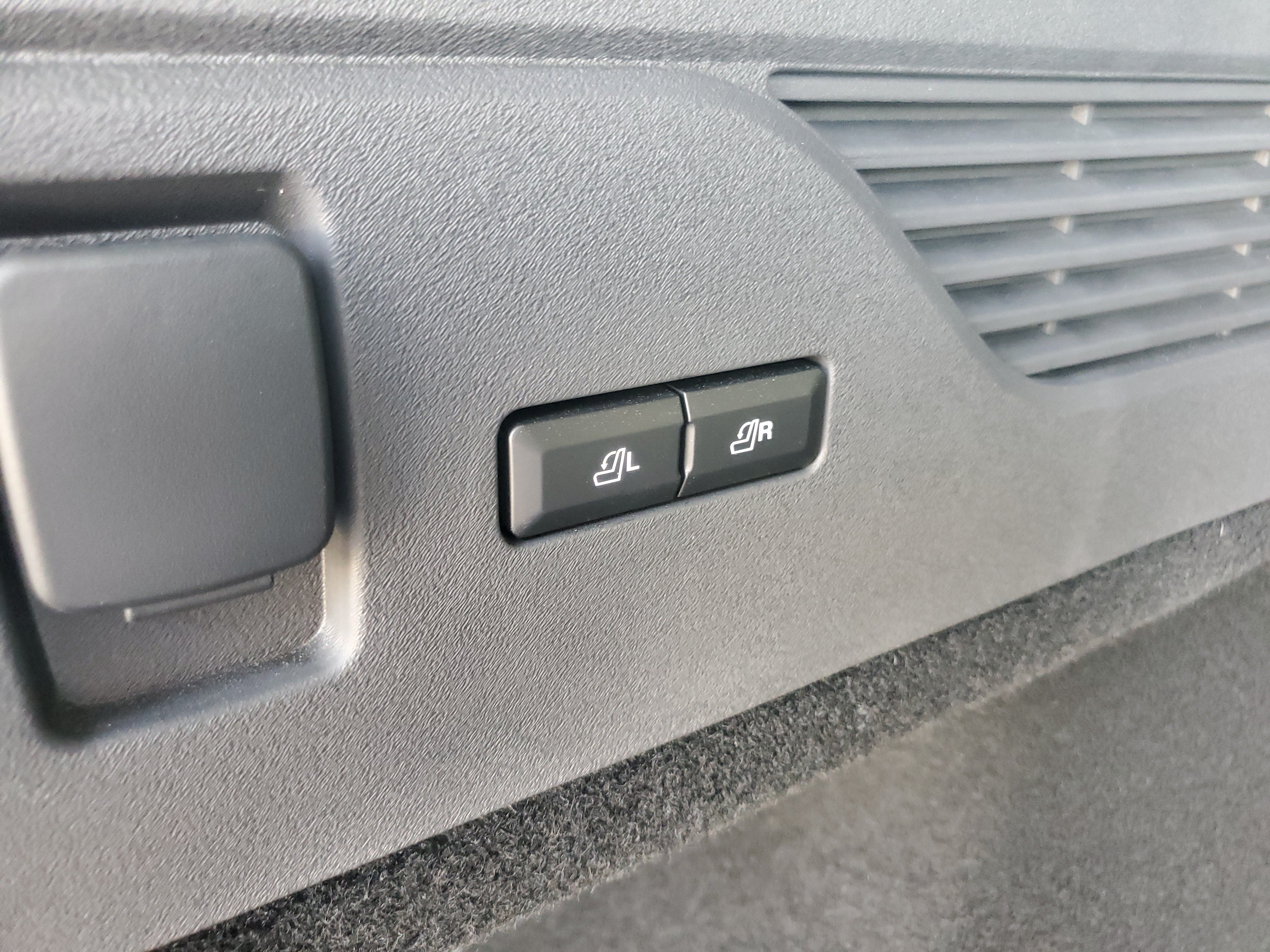 New 2026 Lincoln Nautilus Reserve AWD/4WD image 33