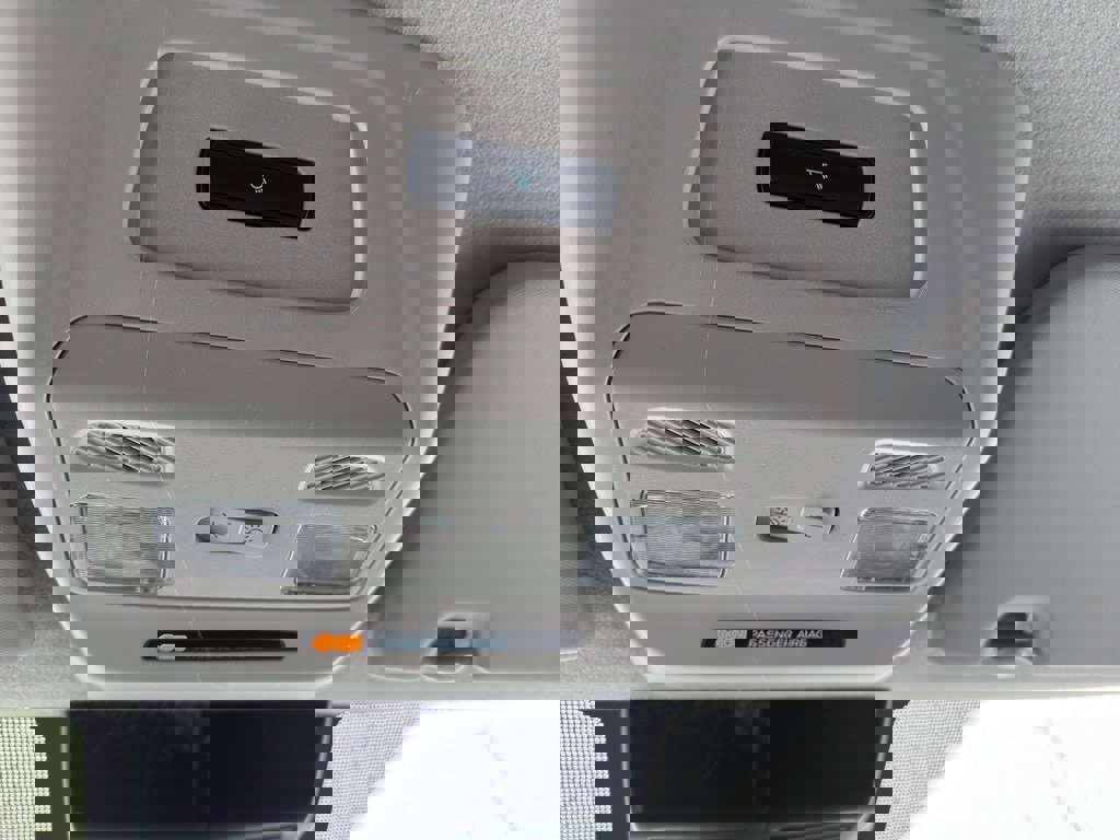 New 2025 Ford Transit 250 Low Roof AWD image 28