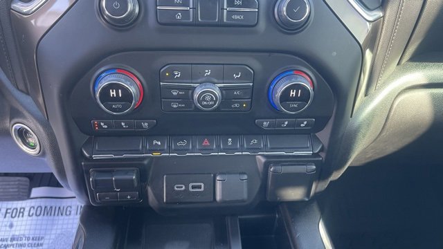 Used 2022 Chevrolet Silverado 3500 High Country image 19