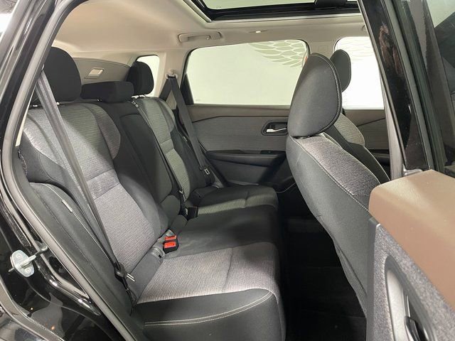 Used 2021 Nissan Rogue SV AWD/4WD image 22