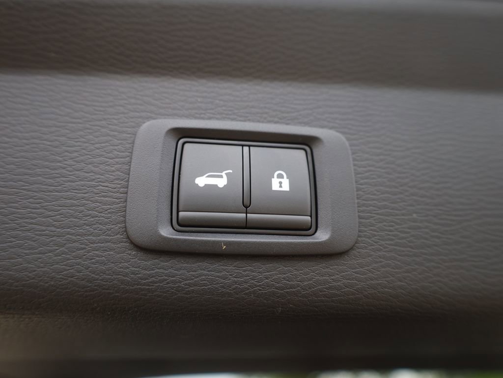 New 2025 Mitsubishi Outlander SEL image 26