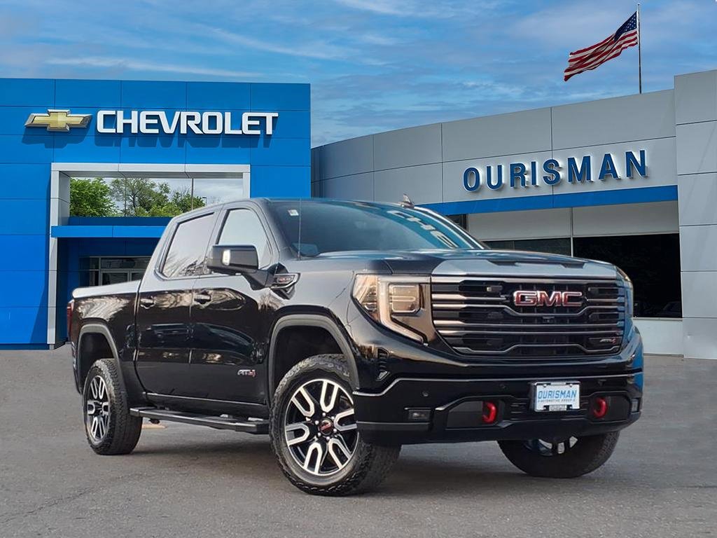 Used 2024 GMC Sierra 1500 AT4 w/ Technology Package image 1