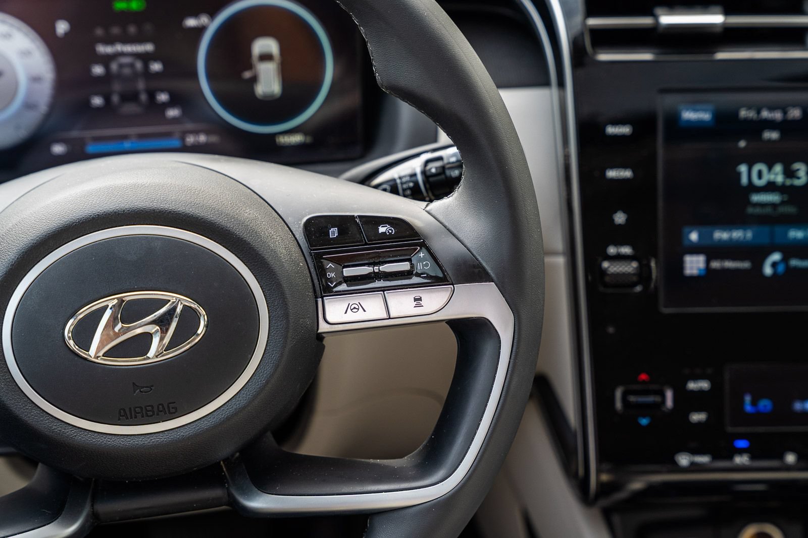 Used 2023 Hyundai Tucson SEL w/ Convenience Package FWD image 25
