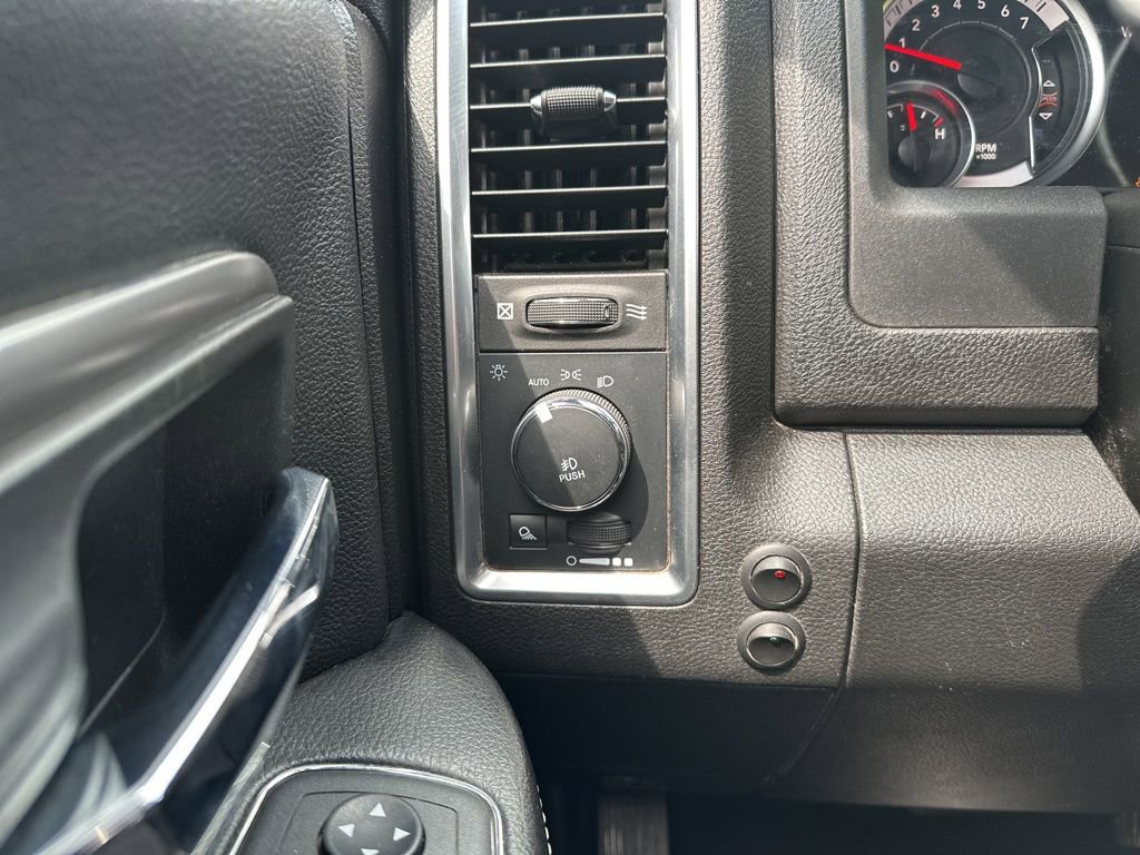 Used 2022 RAM 1500 Classic Warlock AWD/4WD image 21