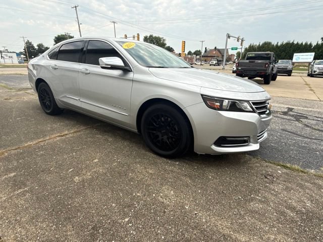 Used 2015 Chevrolet Impala LTZ FWD image 6