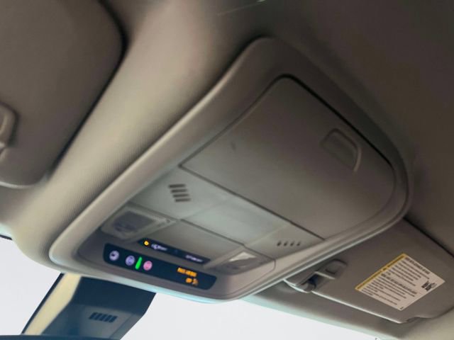 Used 2020 Chevrolet Equinox LT w/ LPO, Floor Liner Package AWD/4WD image 32