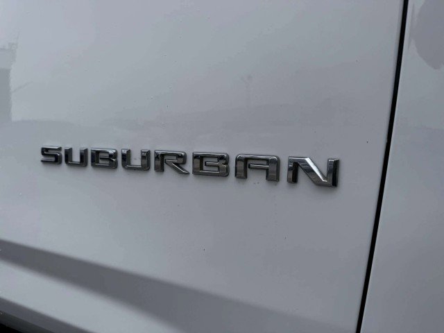 Used 2021 Chevrolet Suburban Premier w/ Premium Package image 10