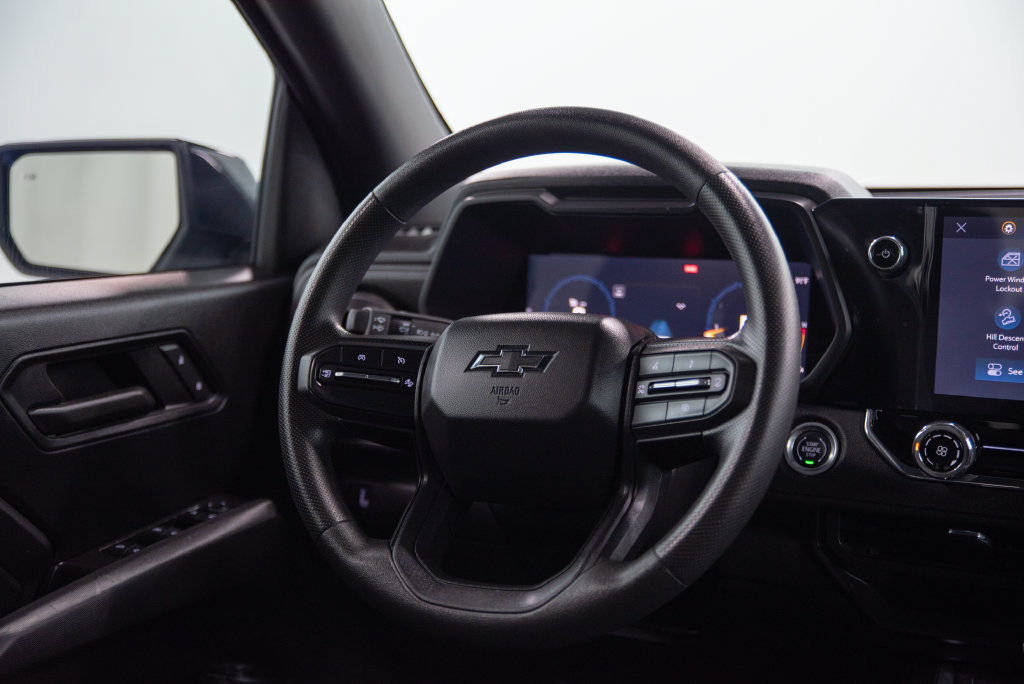 Used 2024 Chevrolet Colorado Trail Boss w/ Technology Package AWD/4WD image 19