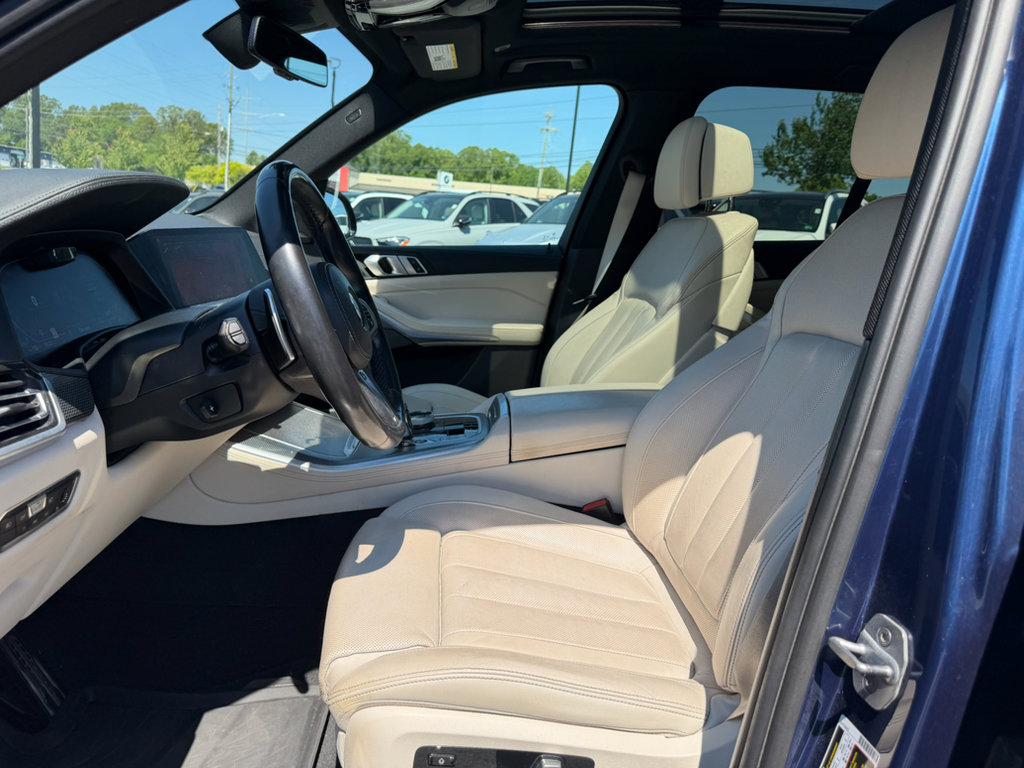 Used 2020 BMW X5 xDrive40i w/ M Sport Package AWD/4WD image 8