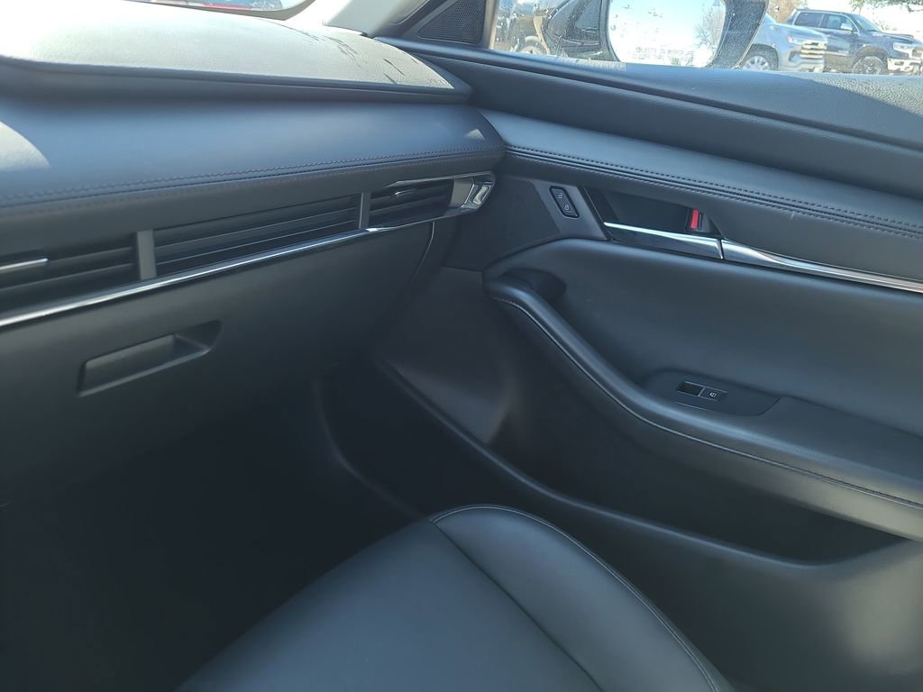 Used 2024 MAZDA MAZDA3 s image 19