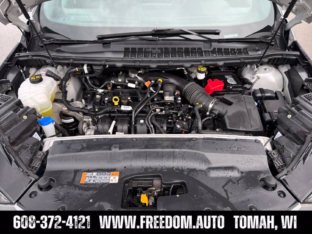 Used 2022 Ford Edge Titanium w/ Equipment Group 301A AWD/4WD image 21