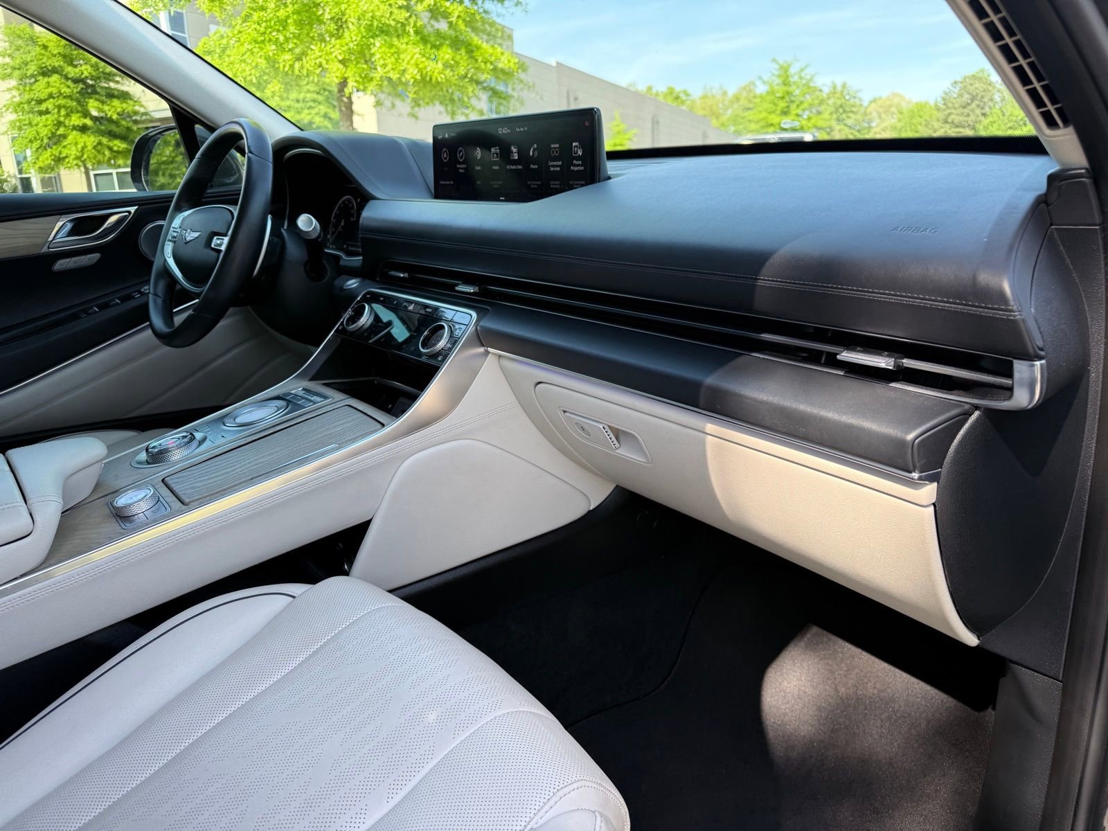 Used 2022 Genesis GV80 2.5T w/ Prestige Package 04 image 24