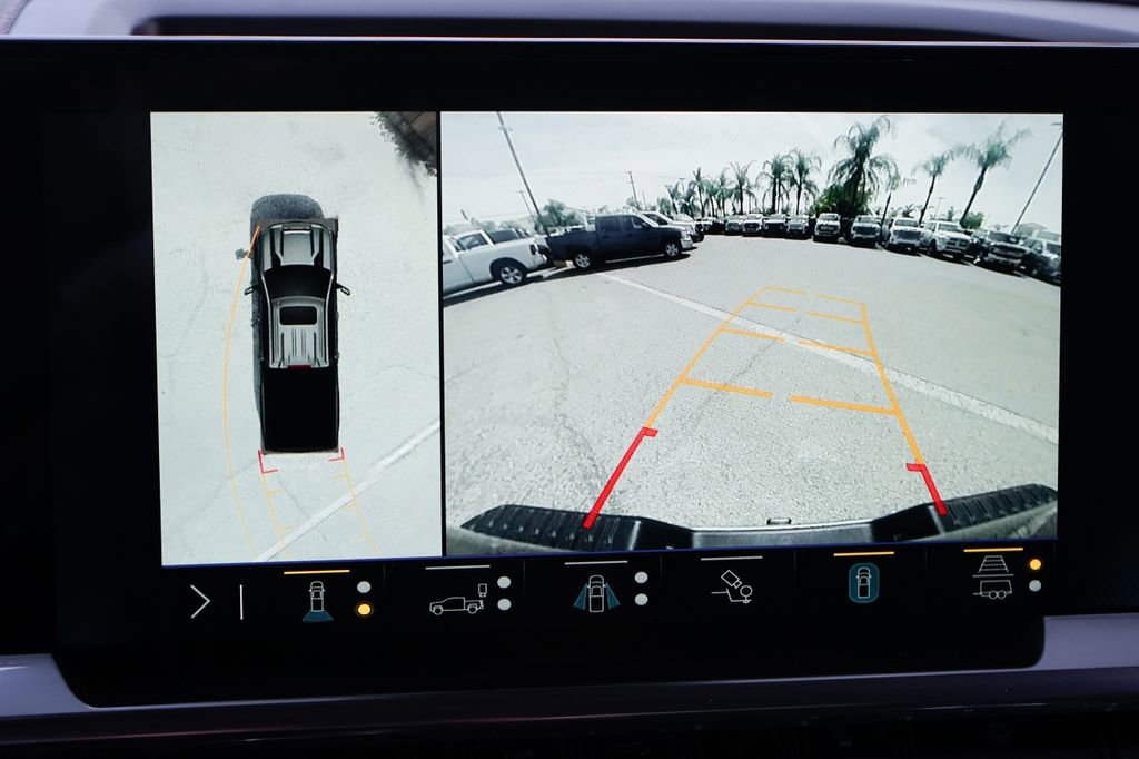 Used 2024 Chevrolet Silverado 2500 LTZ w/ LTZ Premium Package AWD/4WD image 31