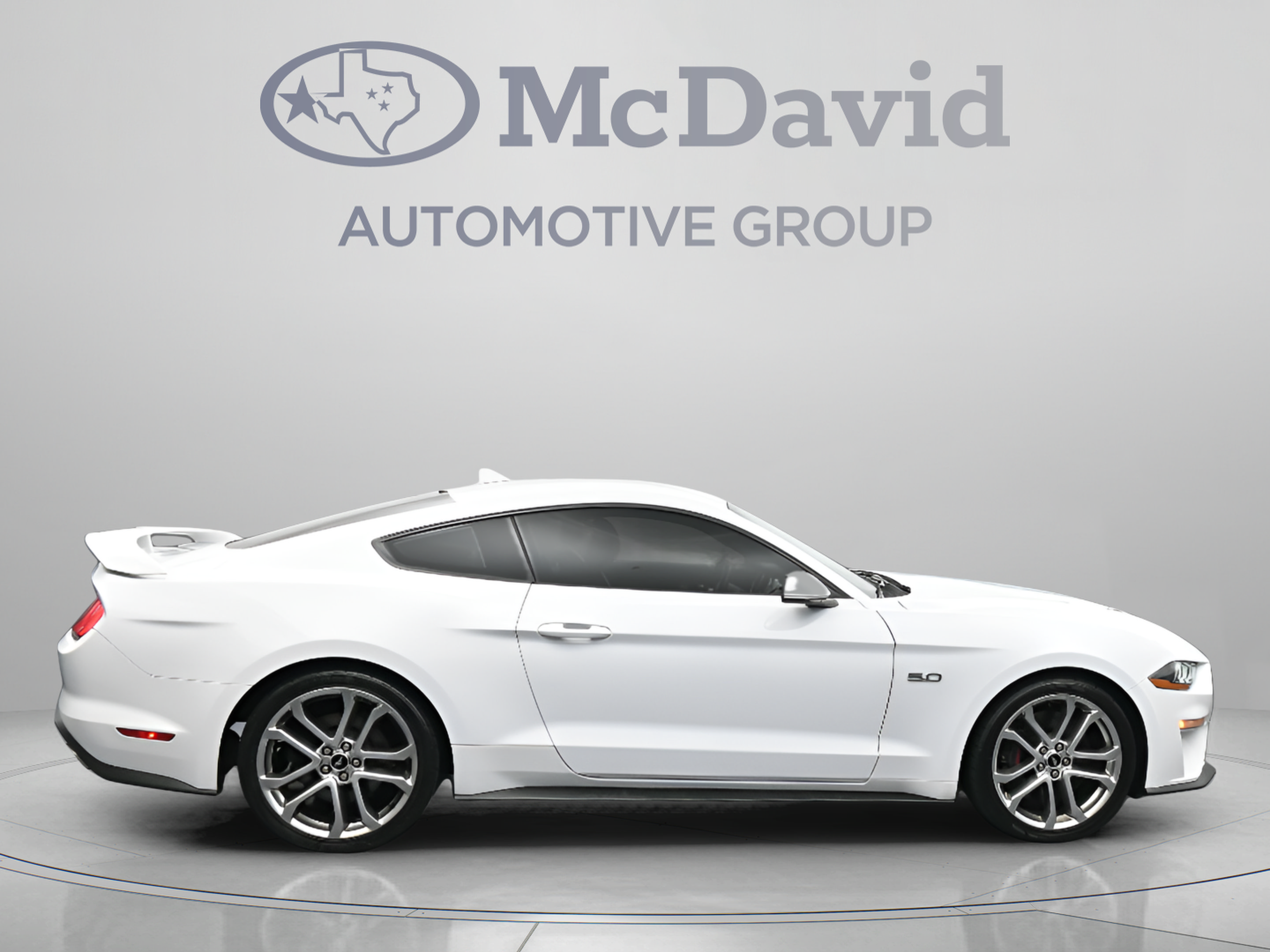 Used 2022 Ford Mustang GT Premium w/ GT Performance Package RWD image 9