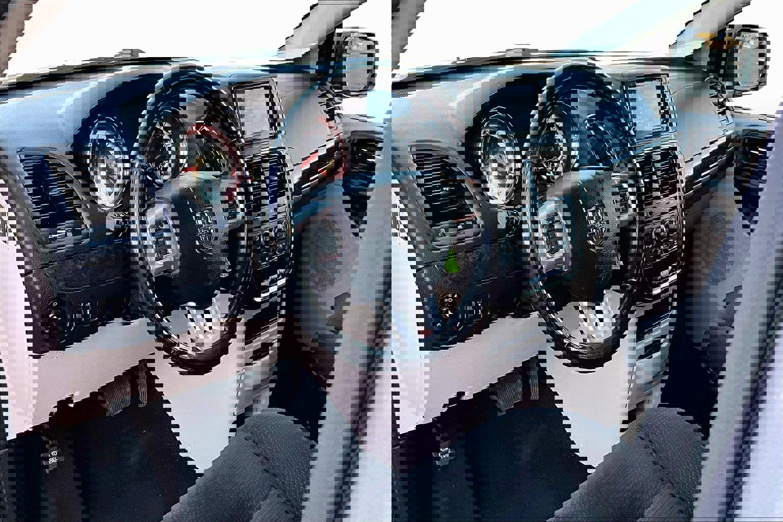 Used 2017 Dodge Grand Caravan SE w/ Power Window Group image 12