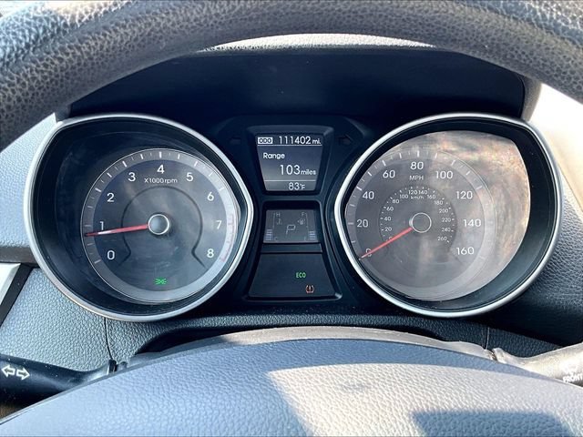 Used 2017 Hyundai Elantra GT FWD image 3