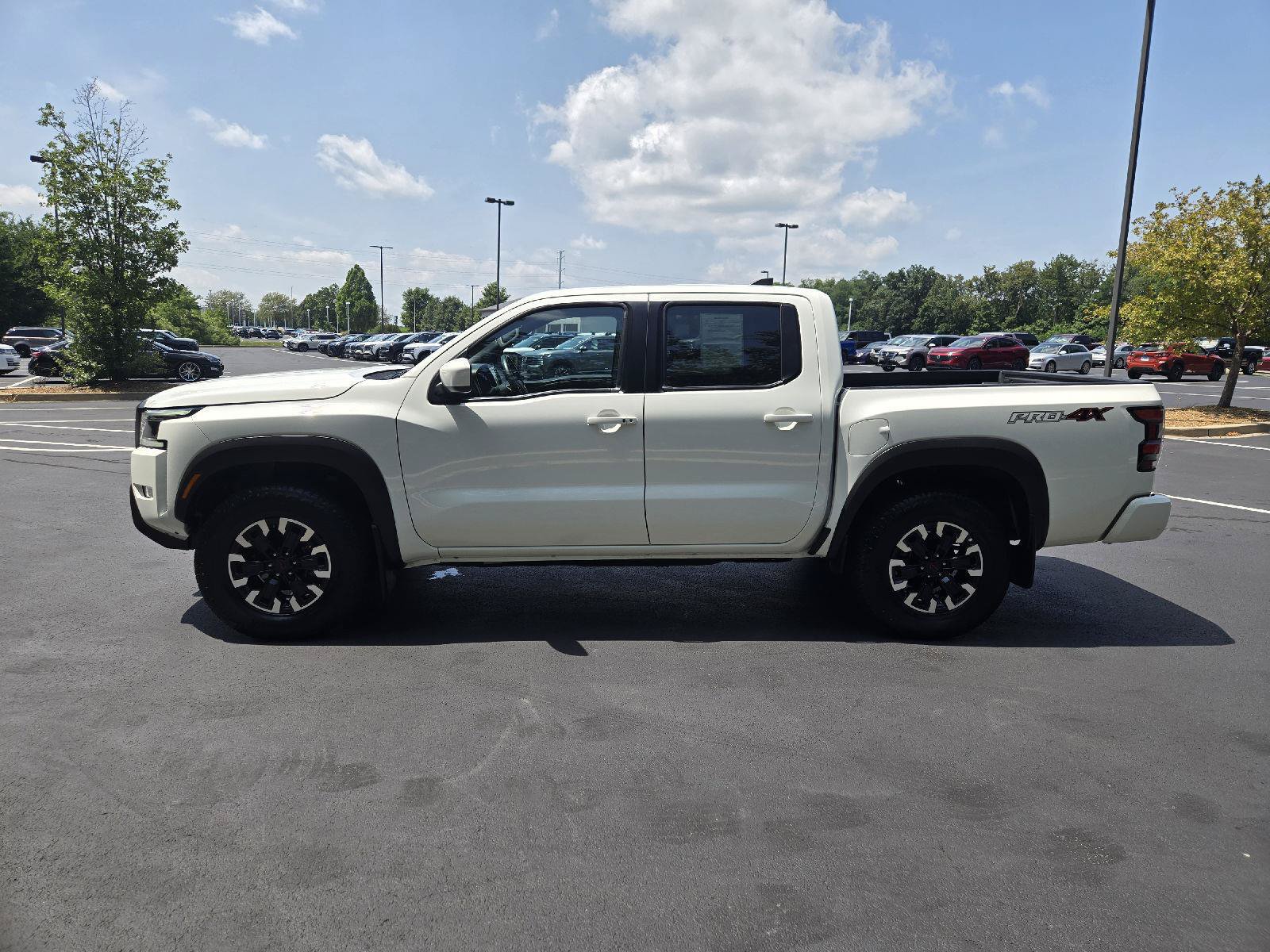 Used 2024 Nissan Frontier PRO-4X w/ Technology Package AWD/4WD image 5