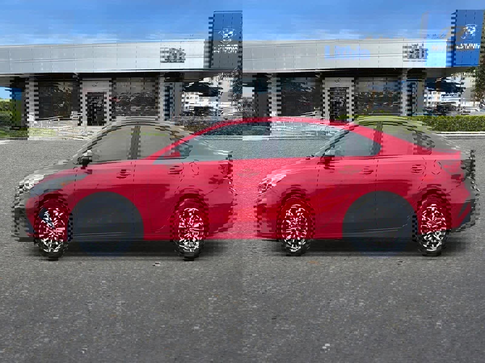 Used 2023 Kia Forte LXS image 5