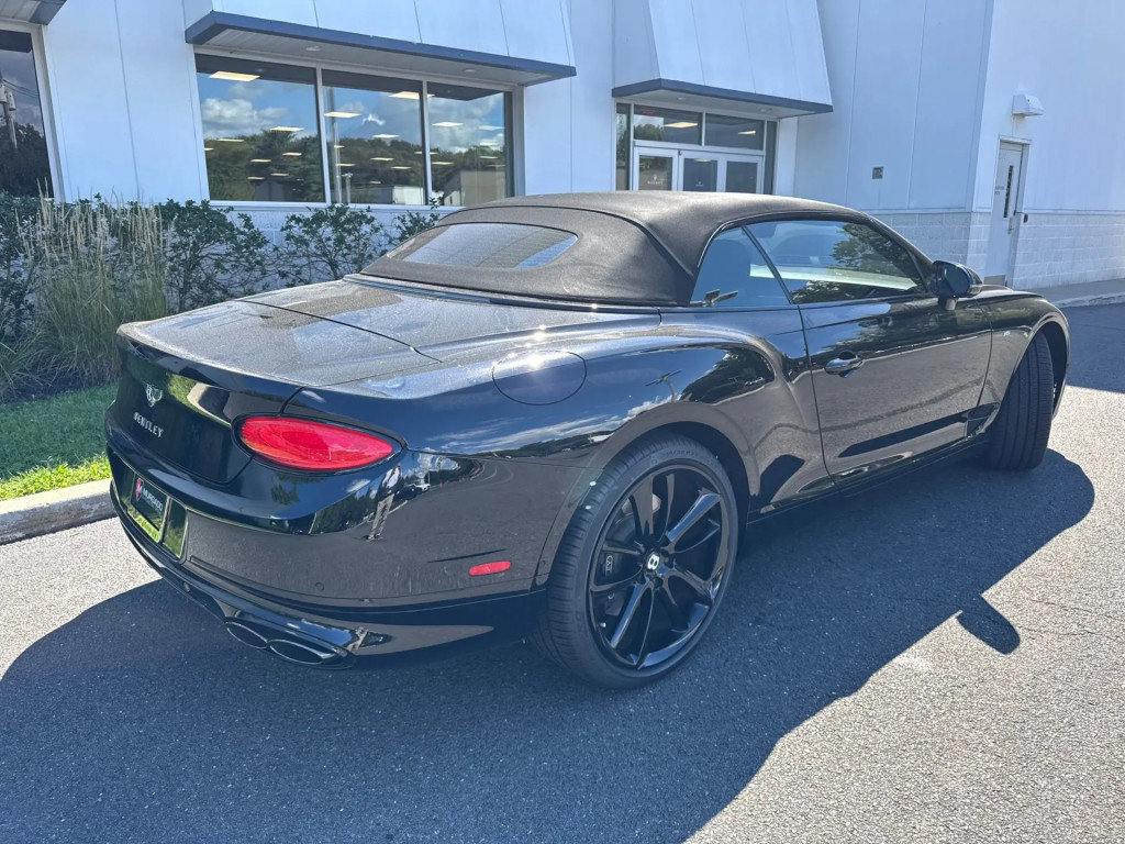 Certified 2022 Bentley Continental GT AWD/4WD image 67