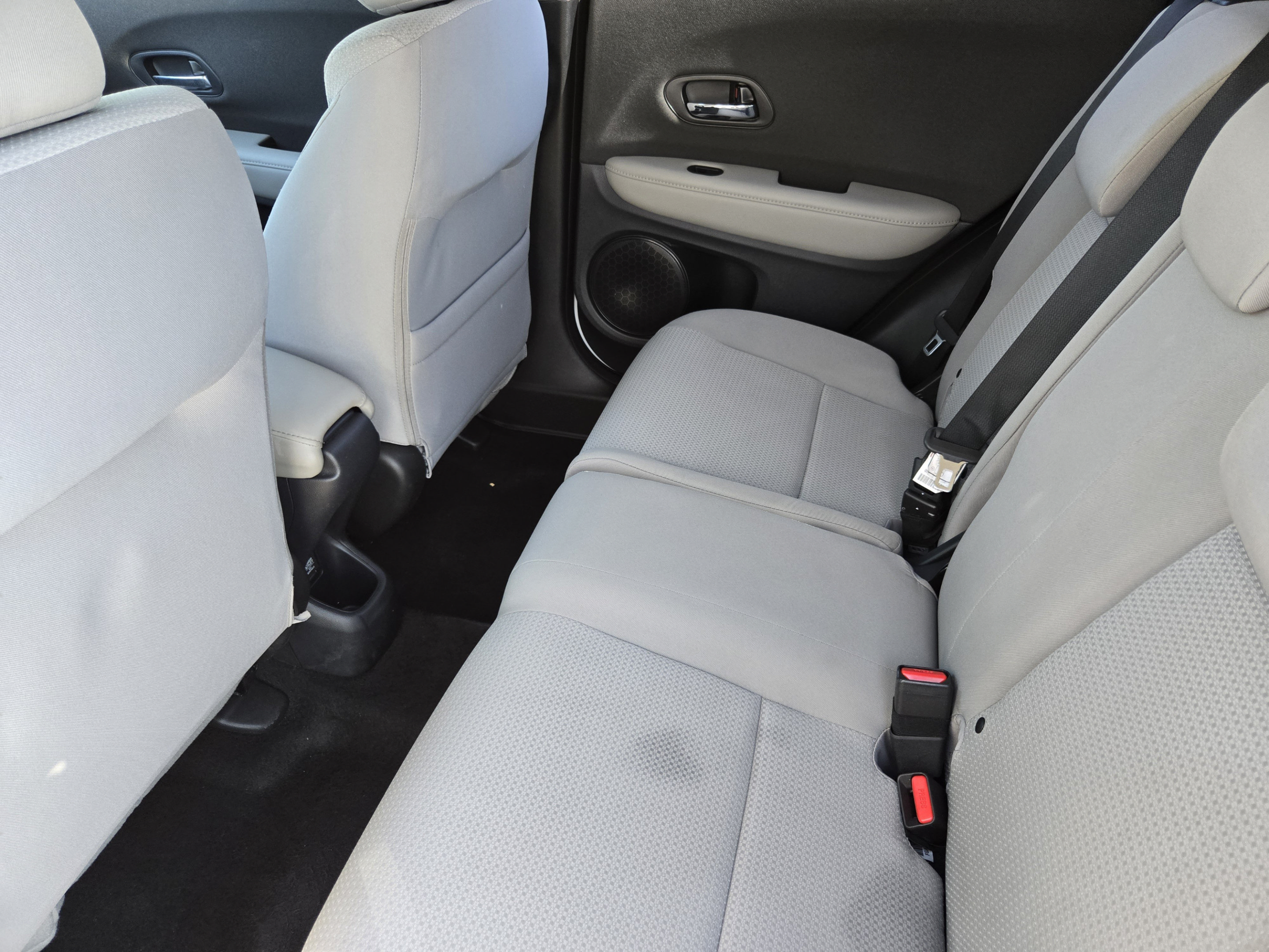 Used 2020 Honda HR-V LX image 26