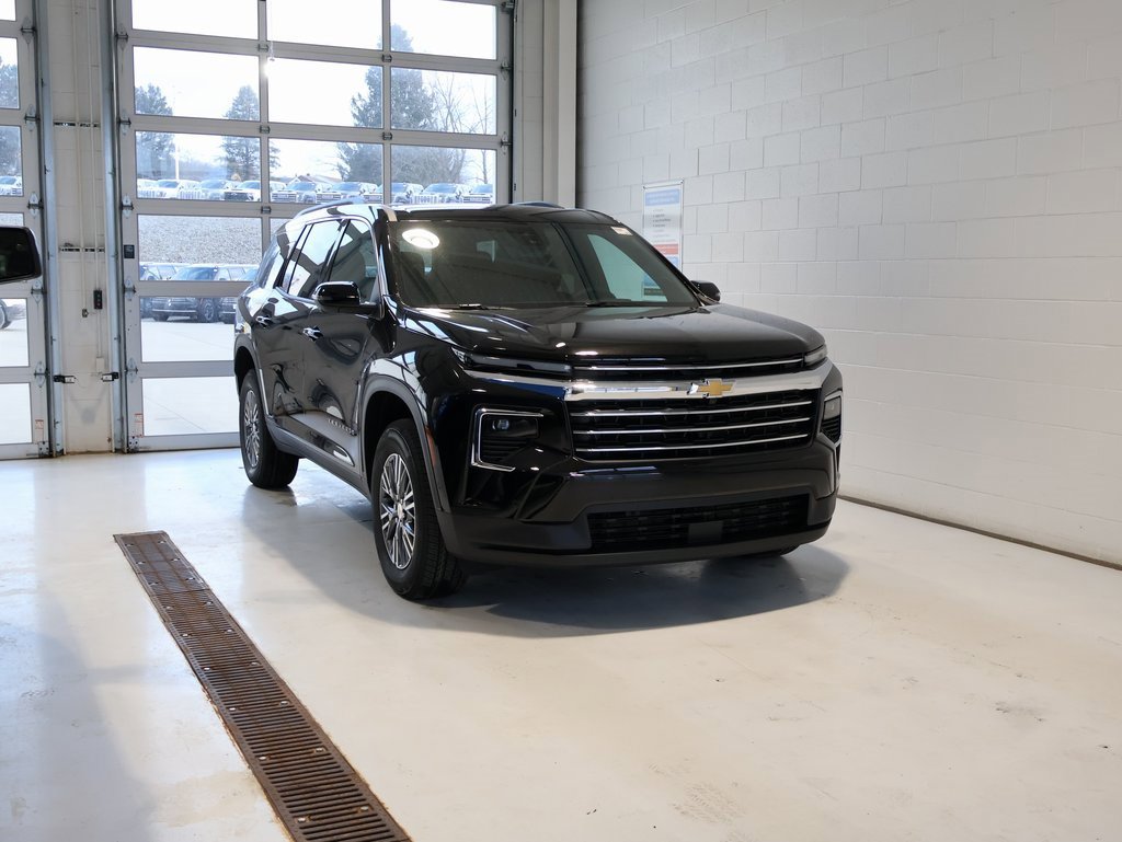 New 2026 Chevrolet Traverse LT image 2