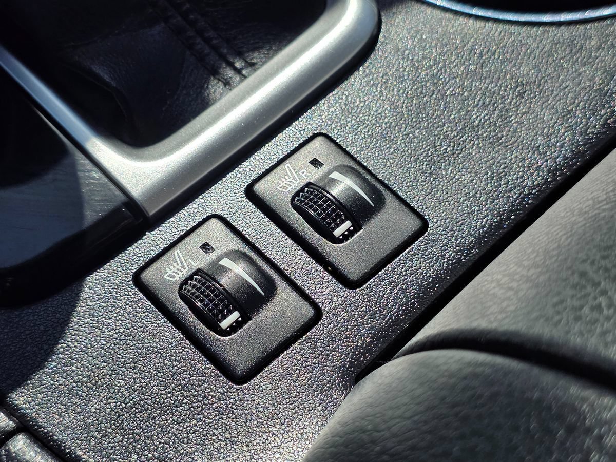 Used 2018 Toyota Highlander SE FWD image 48