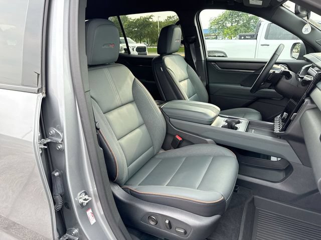 Used 2024 GMC Acadia AT4 w/ Luxury Package AWD/4WD image 26