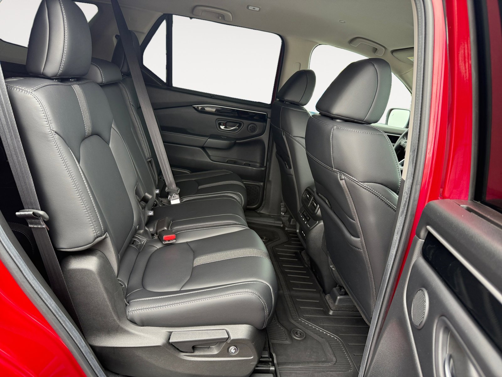 Certified 2025 Honda Pilot EX-L image 18