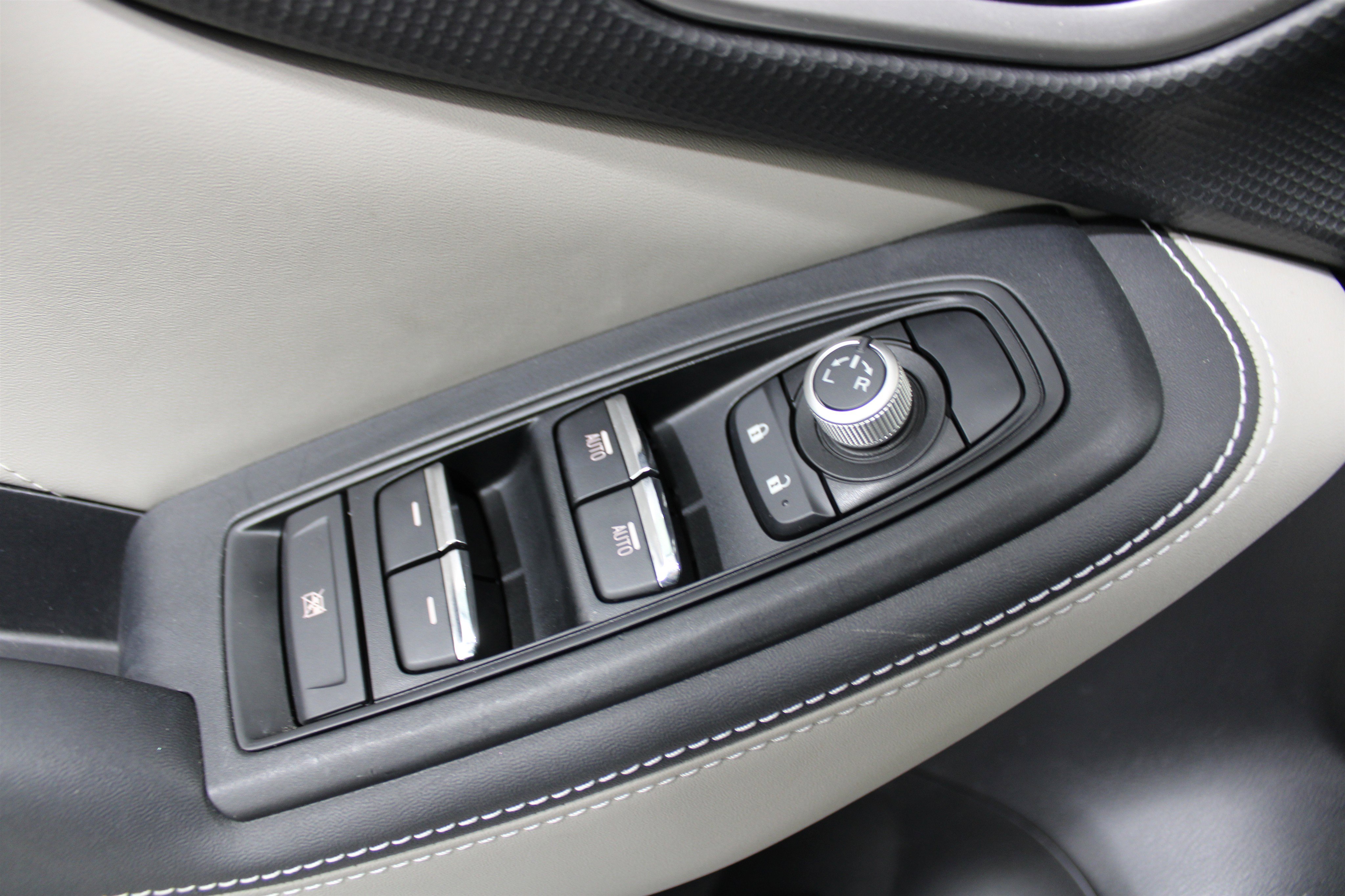 Used 2023 Subaru Forester Limited AWD/4WD image 7