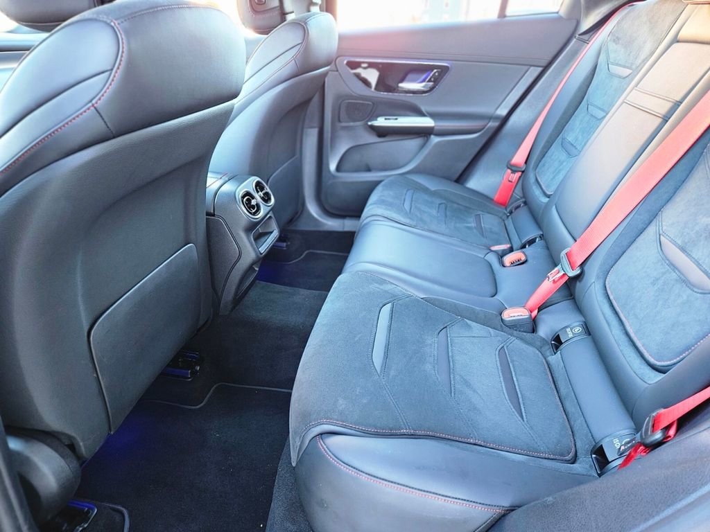 Used 2025 Mercedes-Benz GLC 43 AMG 4MATIC image 14