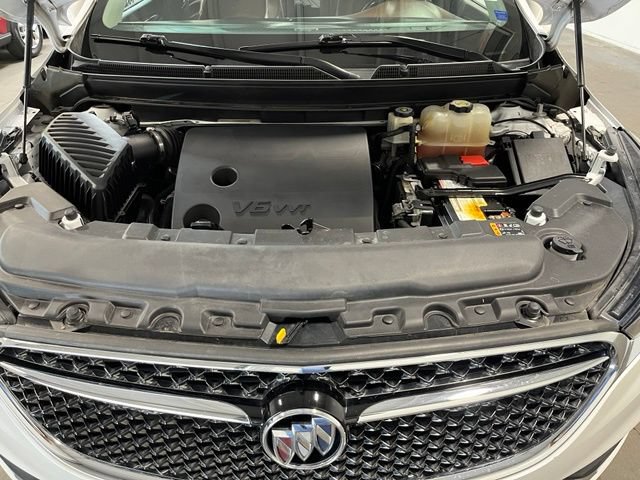 Used 2019 Buick Enclave Avenir w/ Avenir Technology Package AWD/4WD image 9