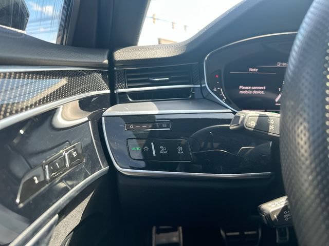 Used 2023 Audi S8 w/ S8 Executive Package AWD/4WD image 20