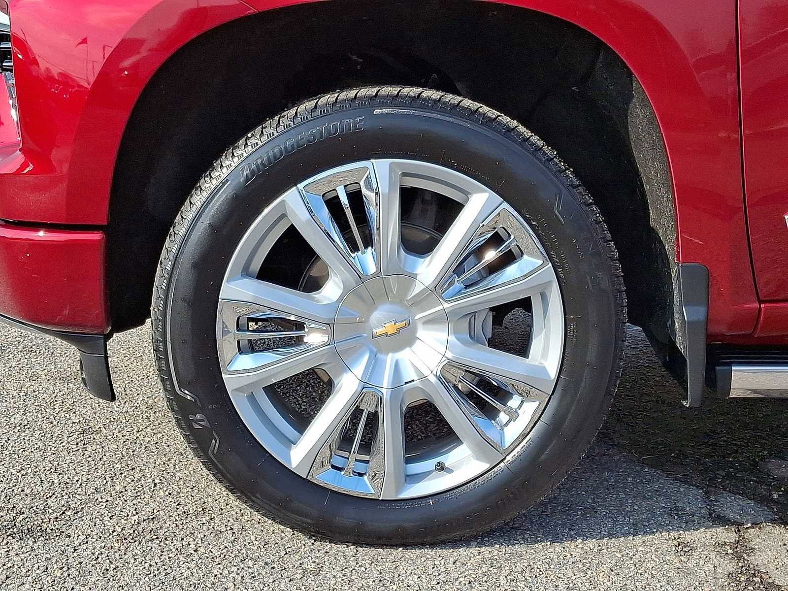 Used 2025 Chevrolet Silverado 1500 High Country image 40