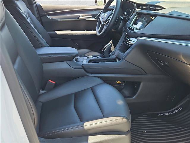 Certified 2024 Cadillac XT5 Luxury FWD image 28