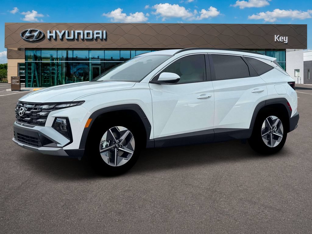 Used 2026 Hyundai Tucson SEL FWD image 2