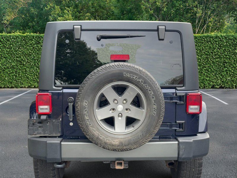 Used 2013 Jeep Wrangler Unlimited Sport image 8