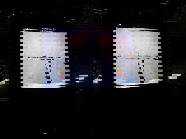 Used 2022 Jeep Grand Cherokee Laredo image 31