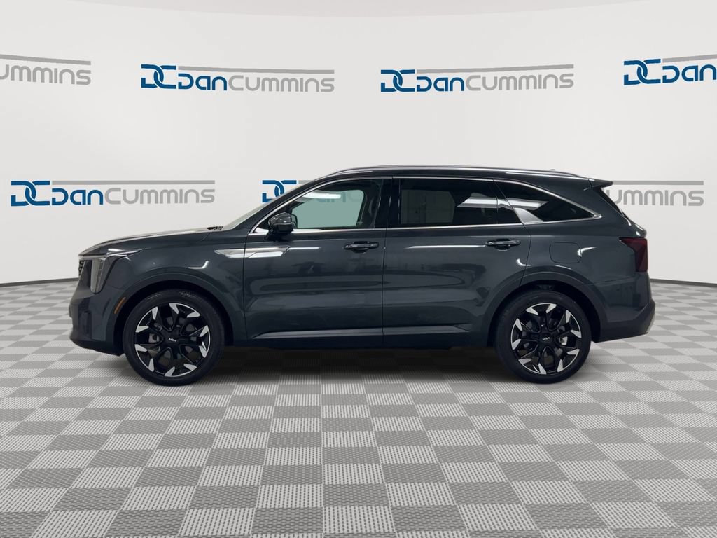 Used 2025 Kia Sorento EX FWD image 5