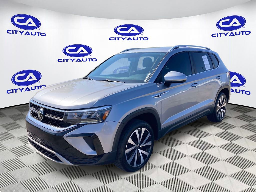 Used 2022 Volkswagen Taos SE FWD image 7