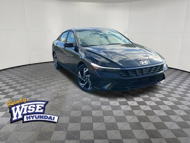 New 2026 Hyundai Elantra Limited FWD image 1