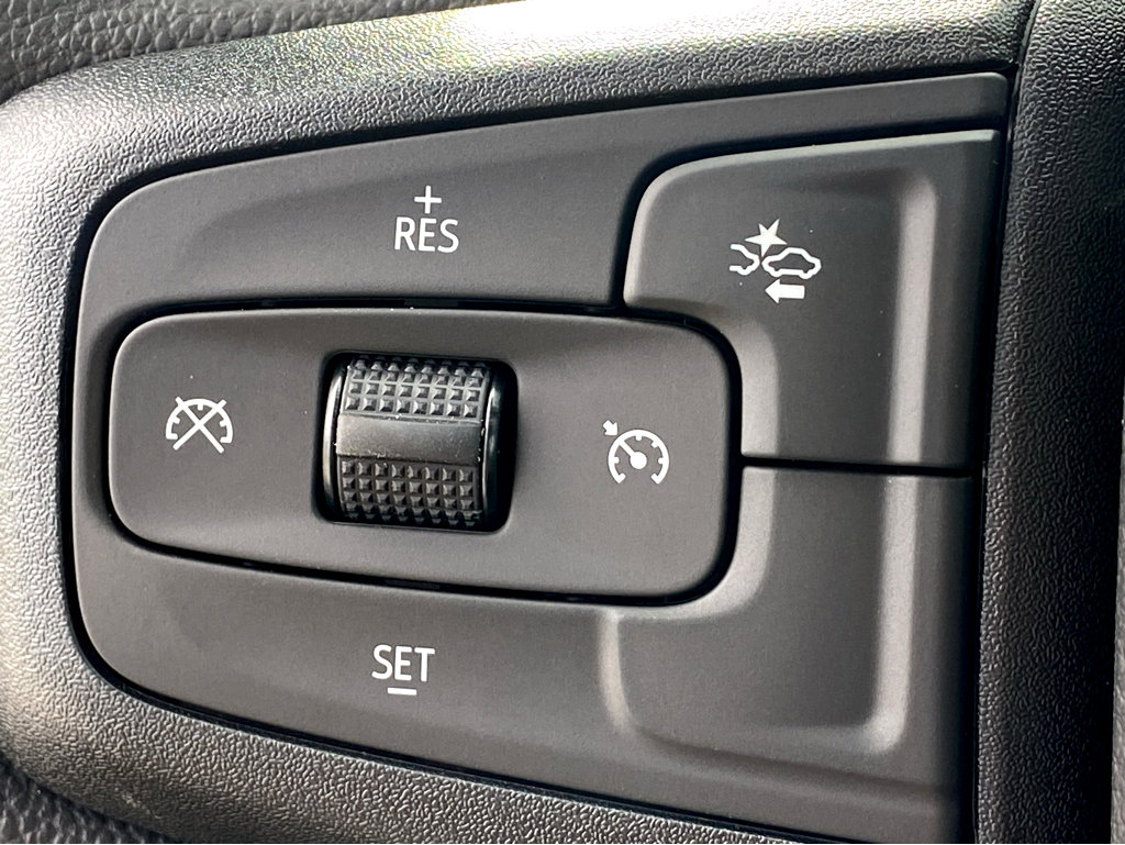 New 2024 Chevrolet Silverado 1500 Custom RWD image 9