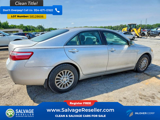 Used 2009 Toyota Camry LE FWD image 4