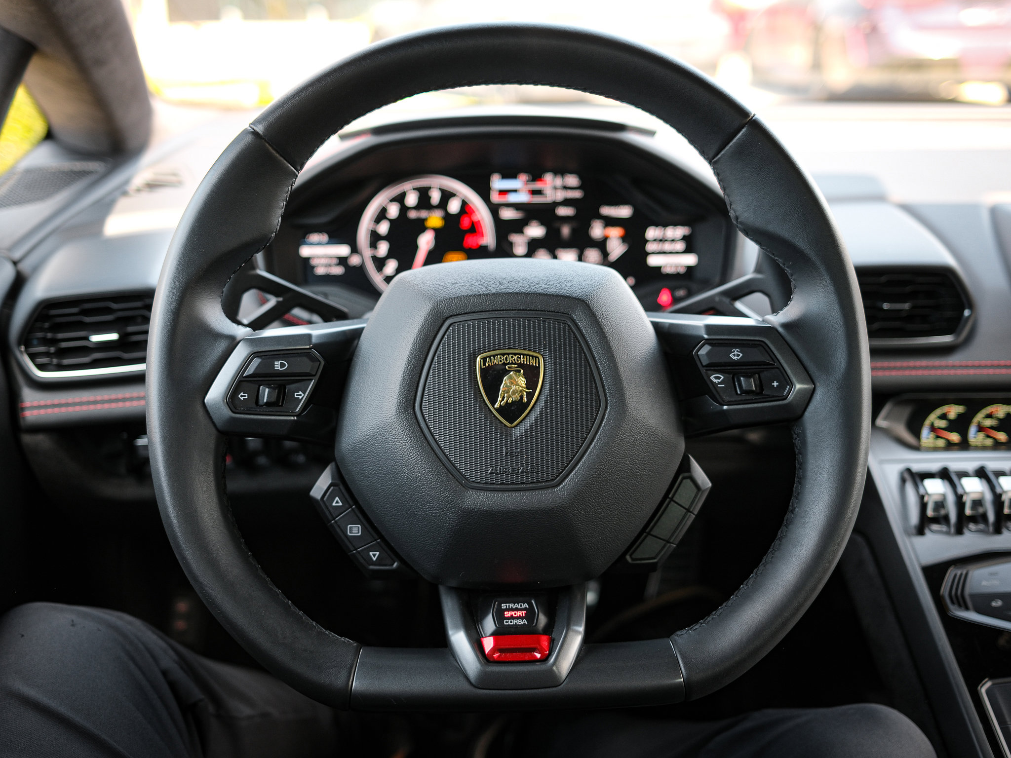 Used 2019 Lamborghini Huracan LP 580-2 image 19