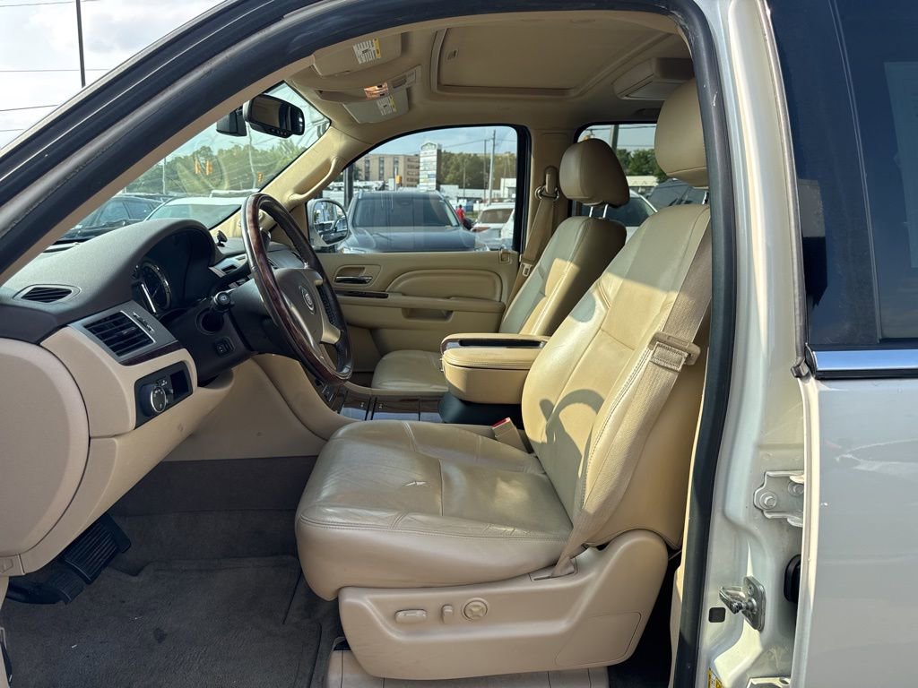 Used 2014 Cadillac Escalade ESV Premium AWD/4WD image 15