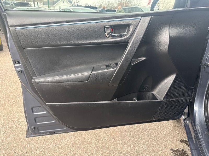 Used 2016 Toyota Corolla S FWD image 9