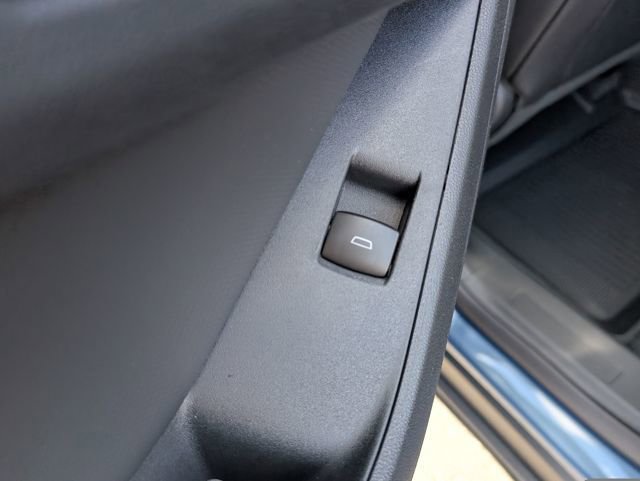 New 2026 Chevrolet Equinox LT w/ Convenience Package II image 11