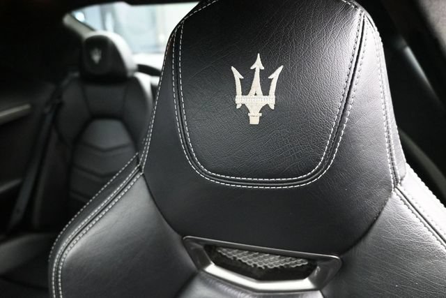 Used 2013 Maserati GranTurismo Sport RWD image 18