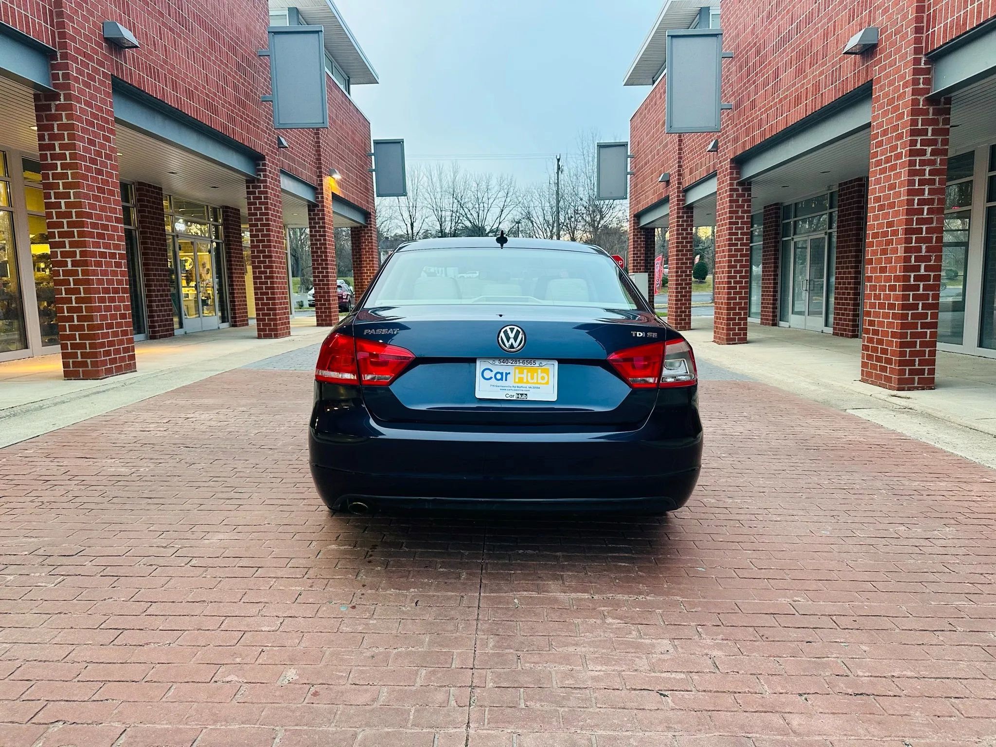 Used 2013 Volkswagen Passat TDI SE image 5