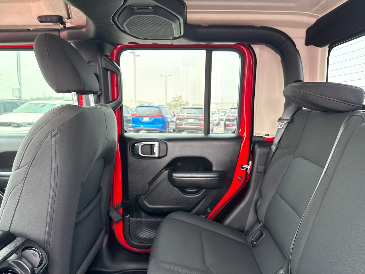 Used 2022 Jeep Gladiator Sport AWD/4WD image 13