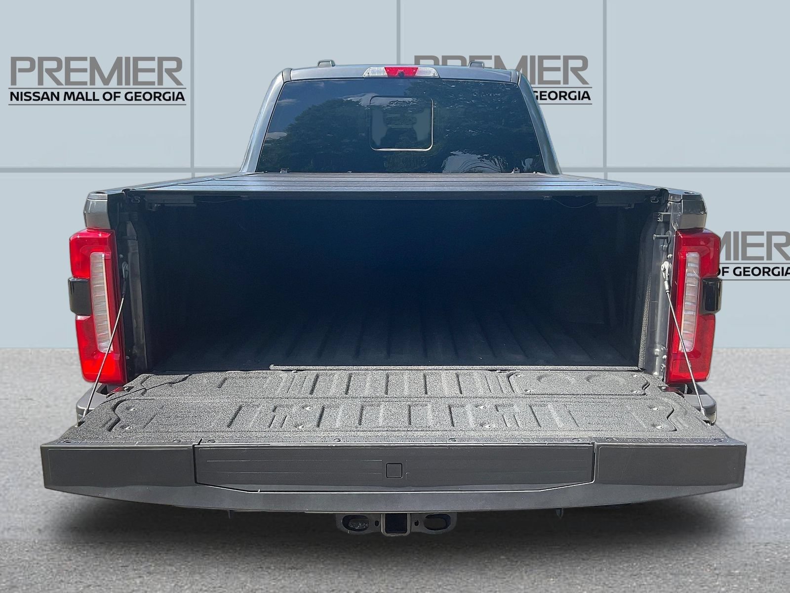 Used 2023 Ford F250 Lariat w/ Lariat Ultimate Package AWD/4WD image 9